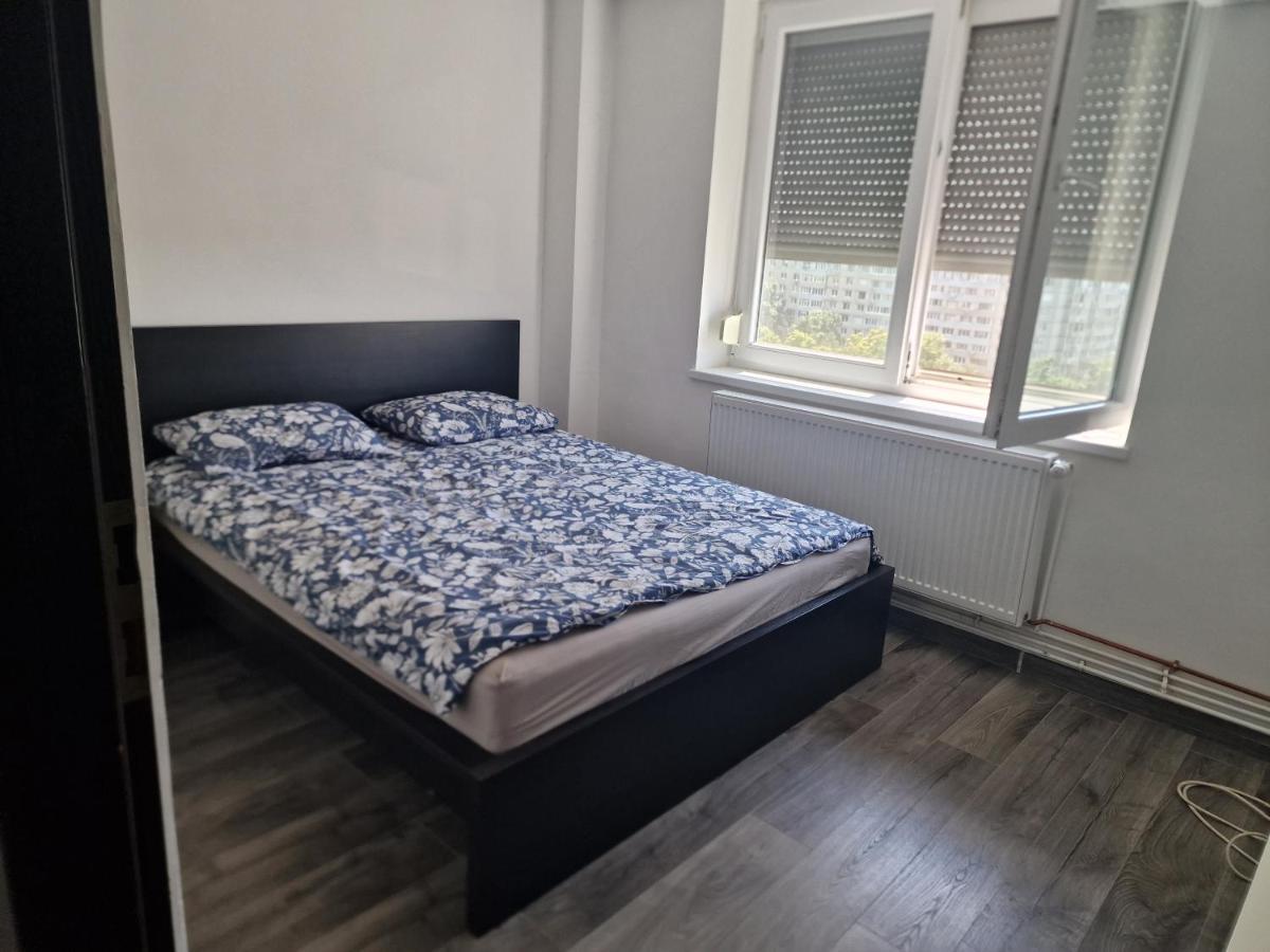 Apartament Gara De Nord Boekarest Buitenkant foto