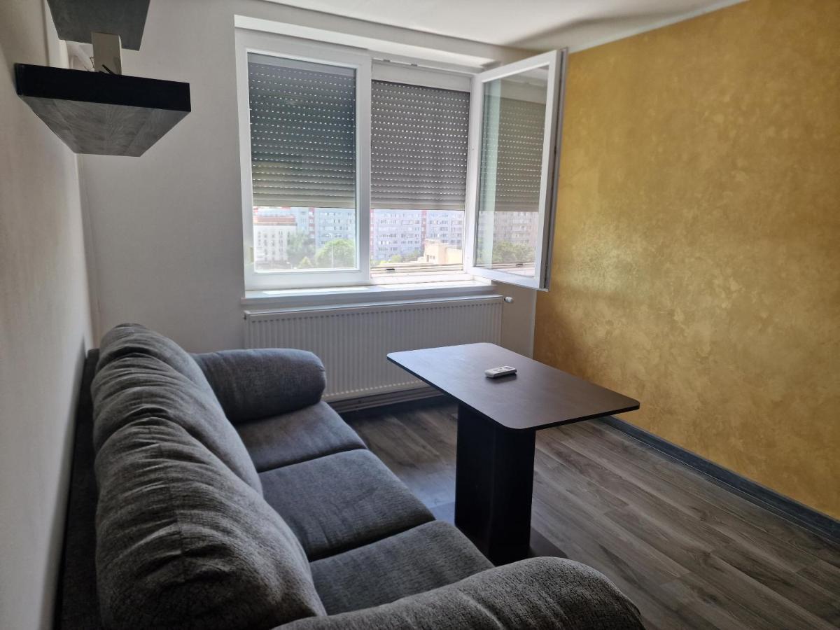 Apartament Gara De Nord Boekarest Buitenkant foto