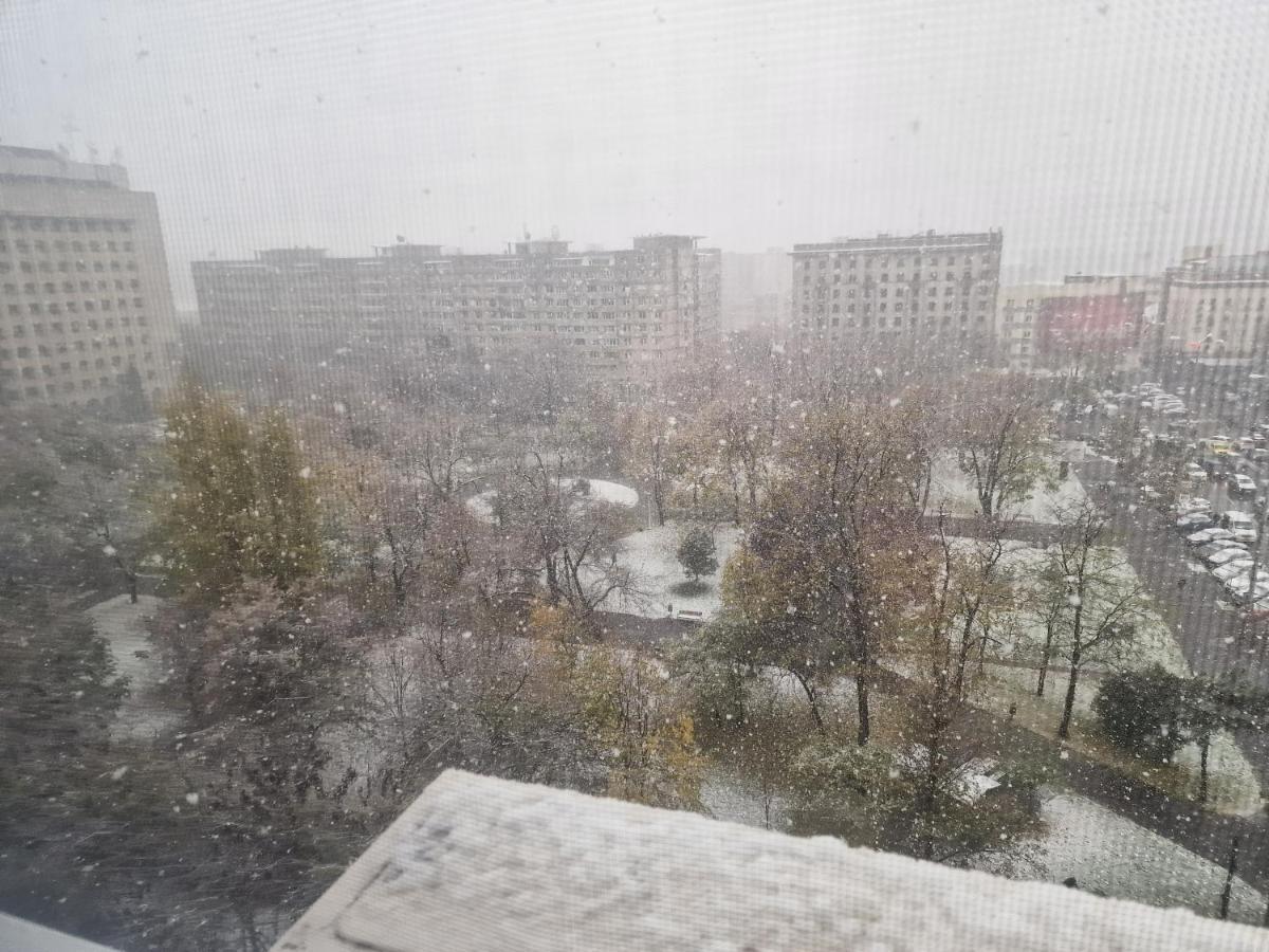 Apartament Gara De Nord Boekarest Buitenkant foto
